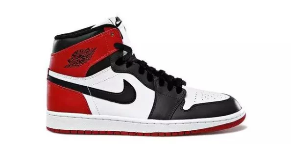 AirJordan1RetroHighOG“SatinBlackToe”预计将于8月17日正式发售部分地区或将延期